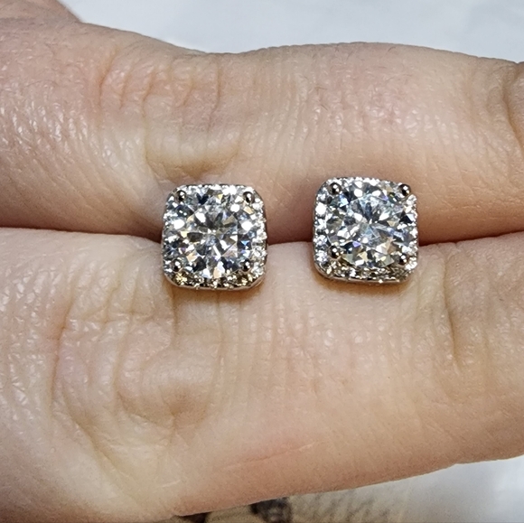 Moissanite Jewelry - New Moissanite Sterling Siliver Stud Earrings With GRA Certification